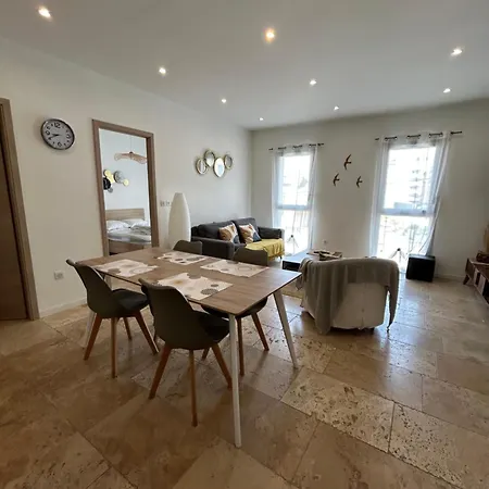 Apartamento T3 Dans Maison Neuve 7 Couchages
